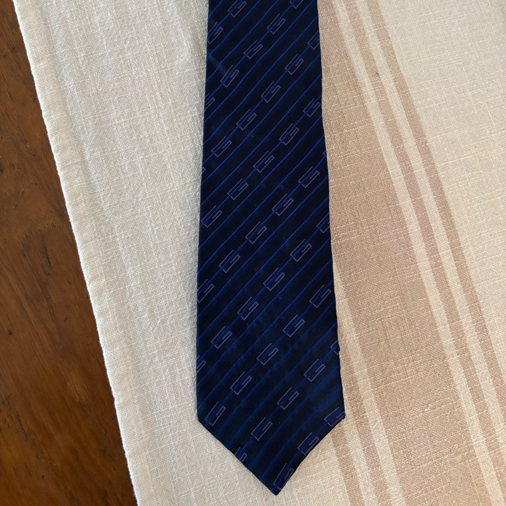 Vintage Gucci tie